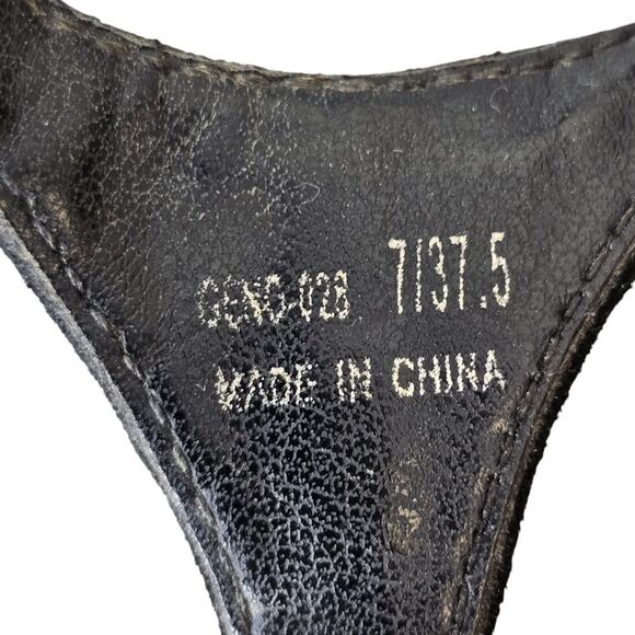 Chinese Laundry Women's 7 Studded Black Thong Buckle Sandals - Picture 9 of 14